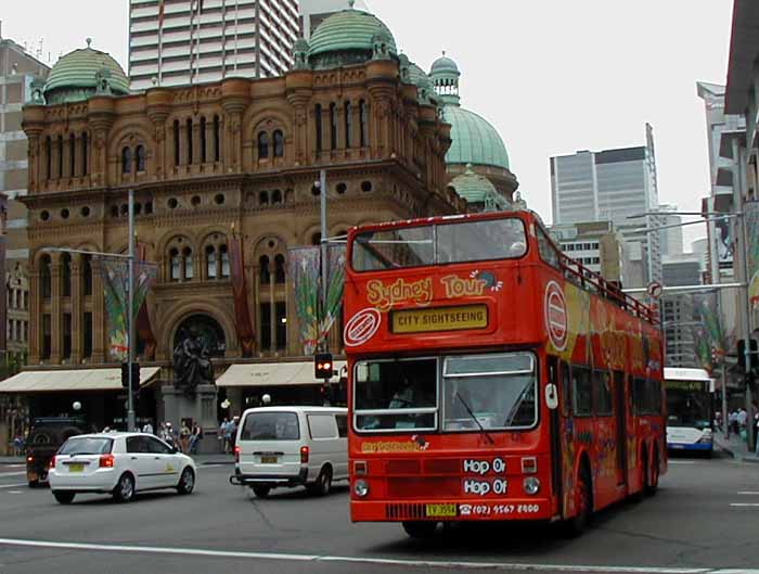 City Sightseeing Sydney Tour MCW Metrobus 425